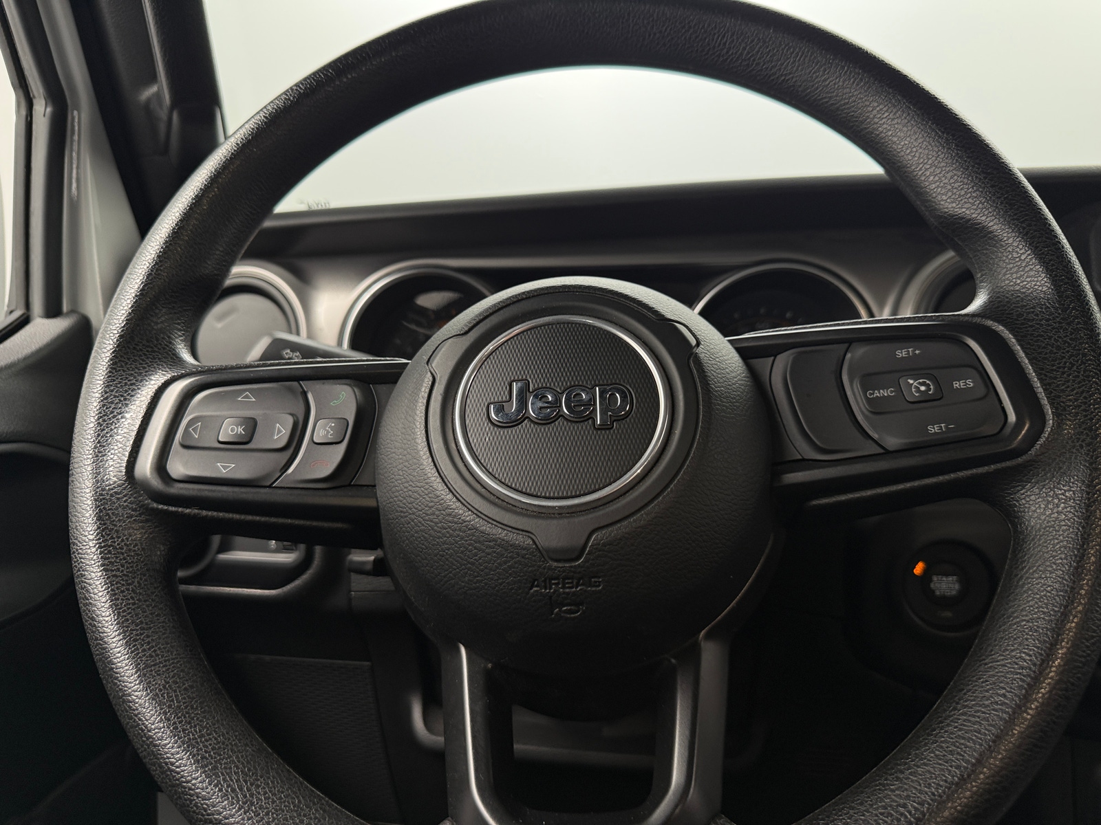 Thumbnail: 2023 Jeep Wrangler - 5