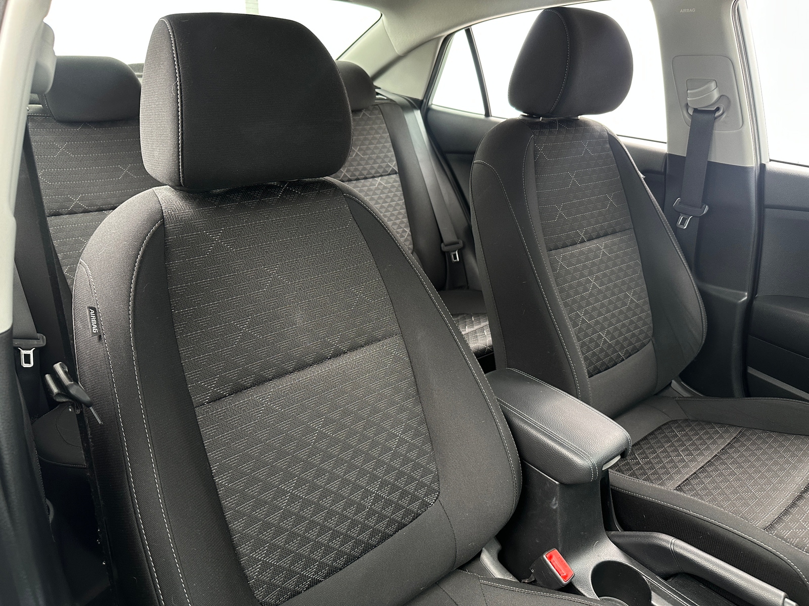 Thumbnail: 2020 Kia Rio - 2