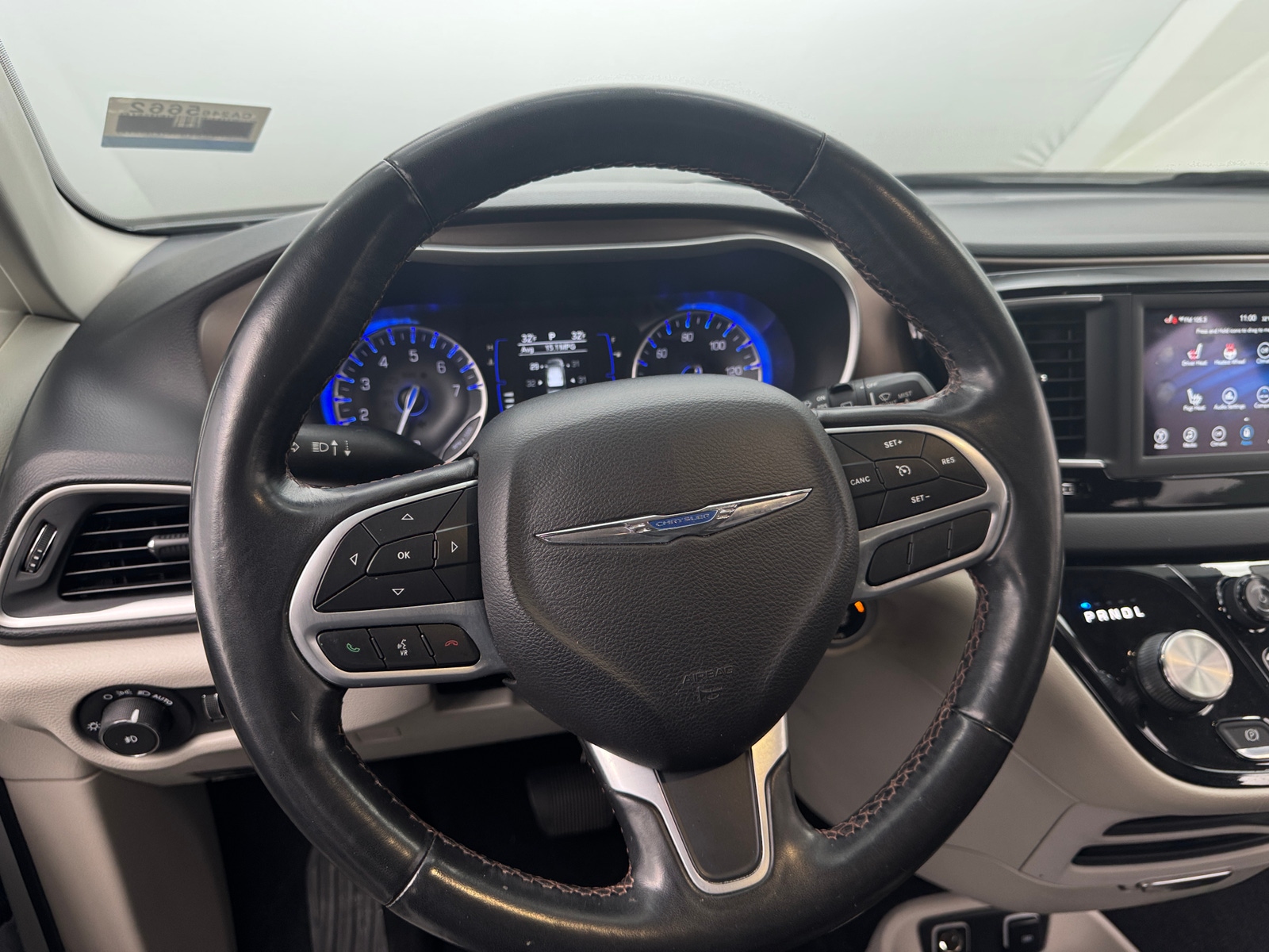 Thumbnail: 2019 Chrysler Pacifica - 4