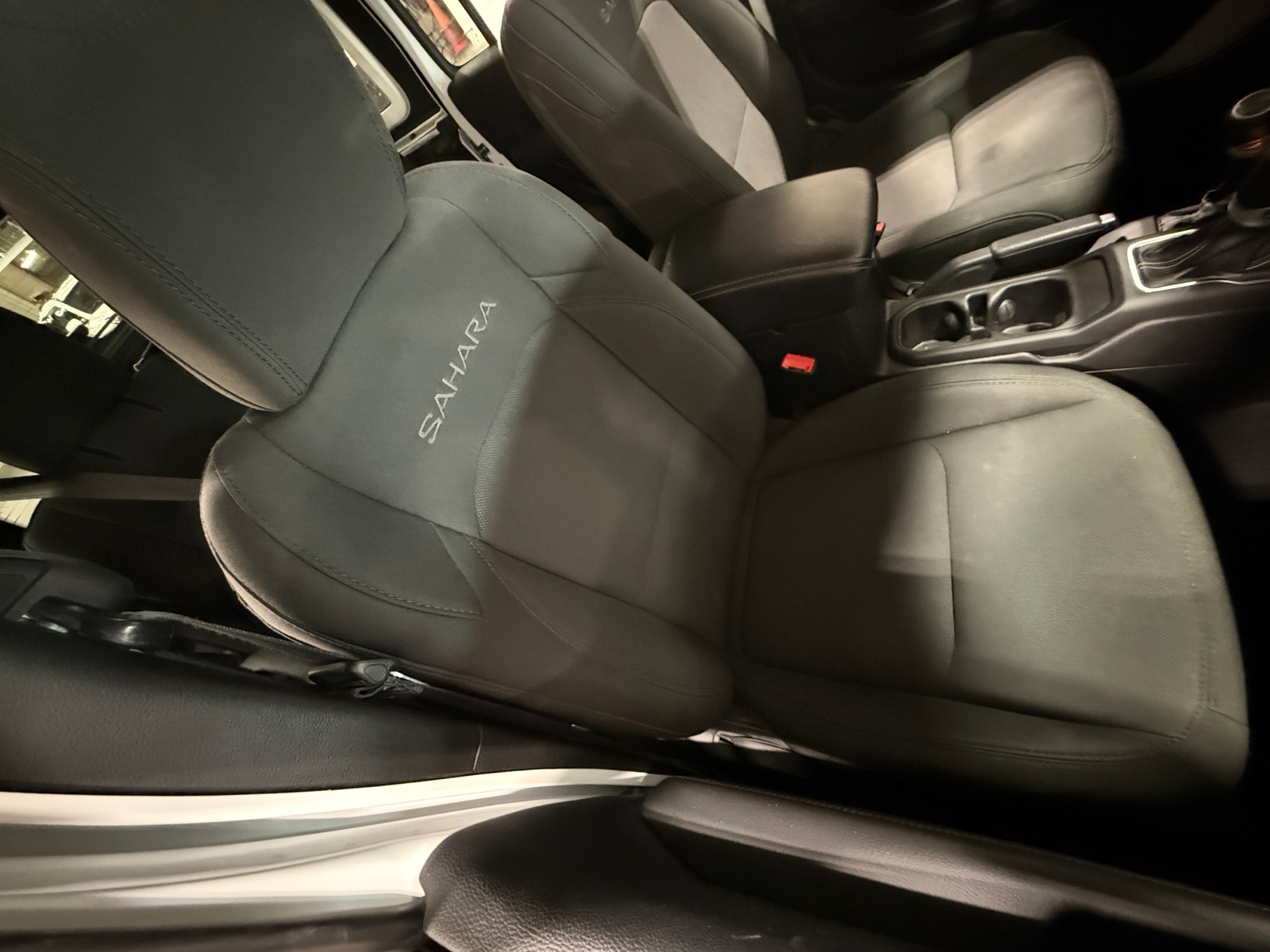 Thumbnail: 2019 Jeep Wrangler - 2