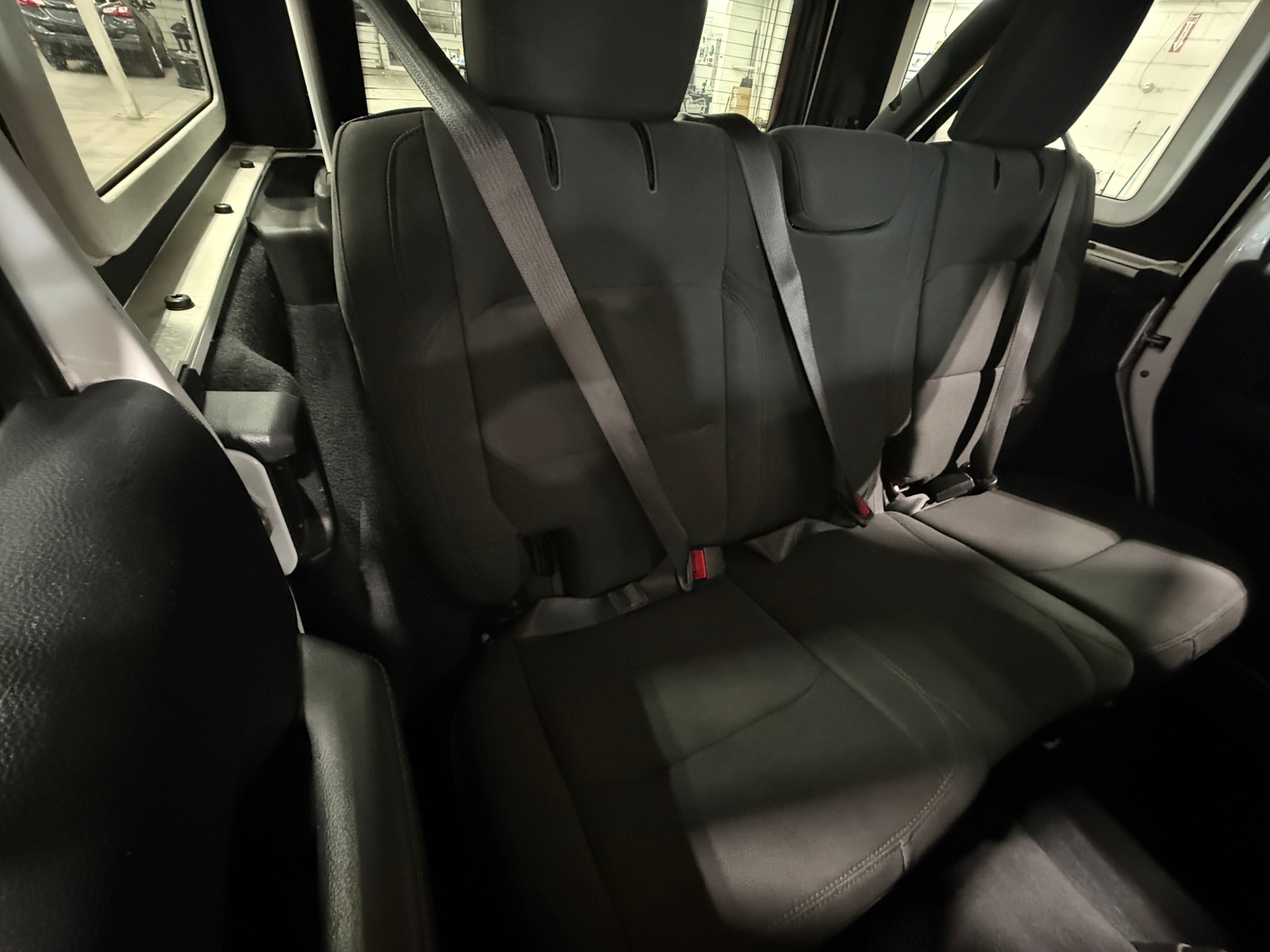 Thumbnail: 2019 Jeep Wrangler - 6