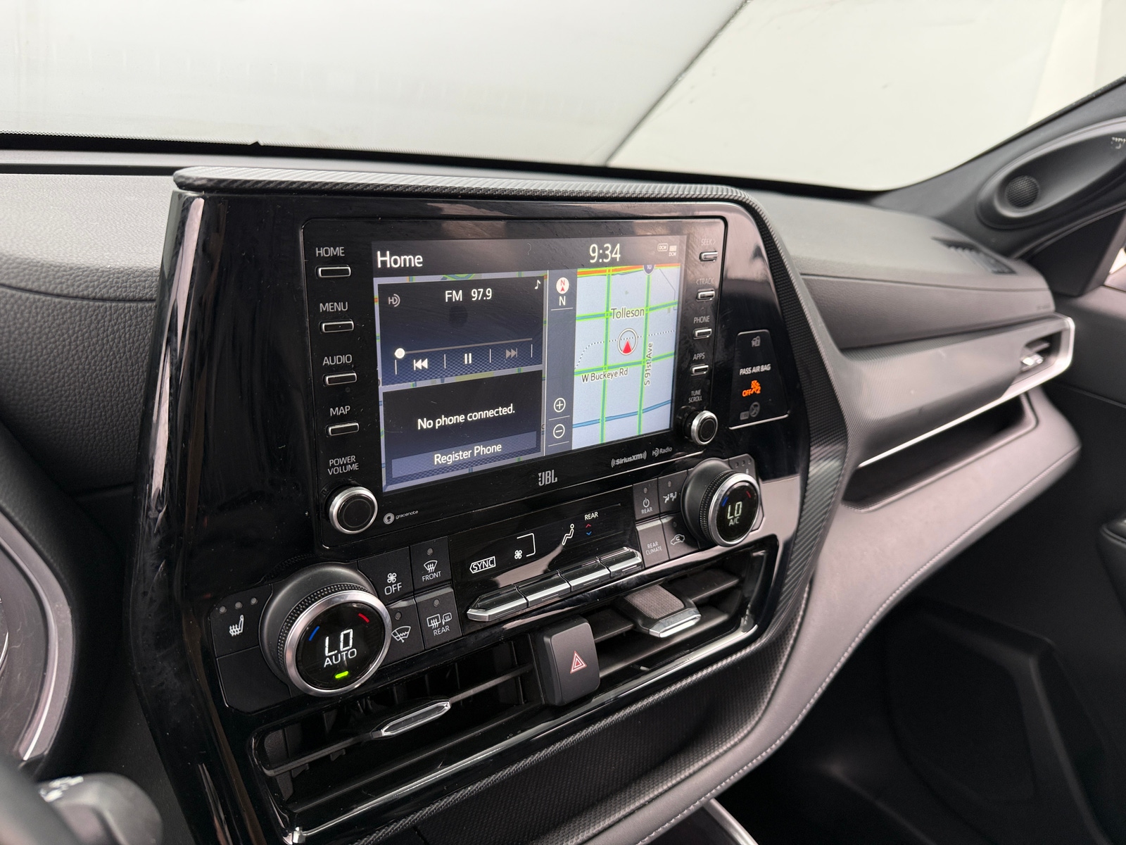 Thumbnail: 2022 Toyota Highlander - 3