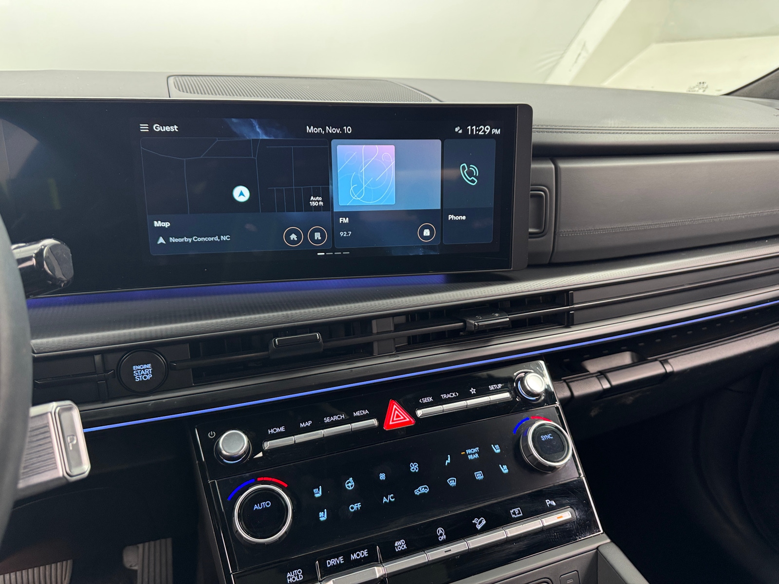 Thumbnail: 2025 Hyundai Santa Fe - 3