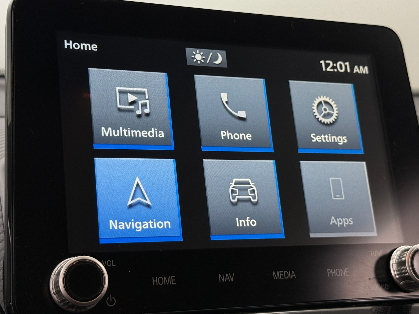 Thumbnail: 2024 Mitsubishi Eclipse Cross - 4