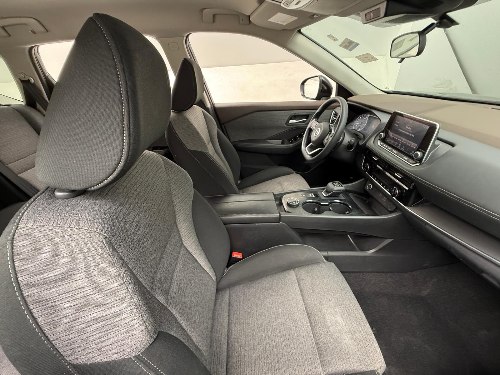 Thumbnail: 2021 Nissan Rogue - 2