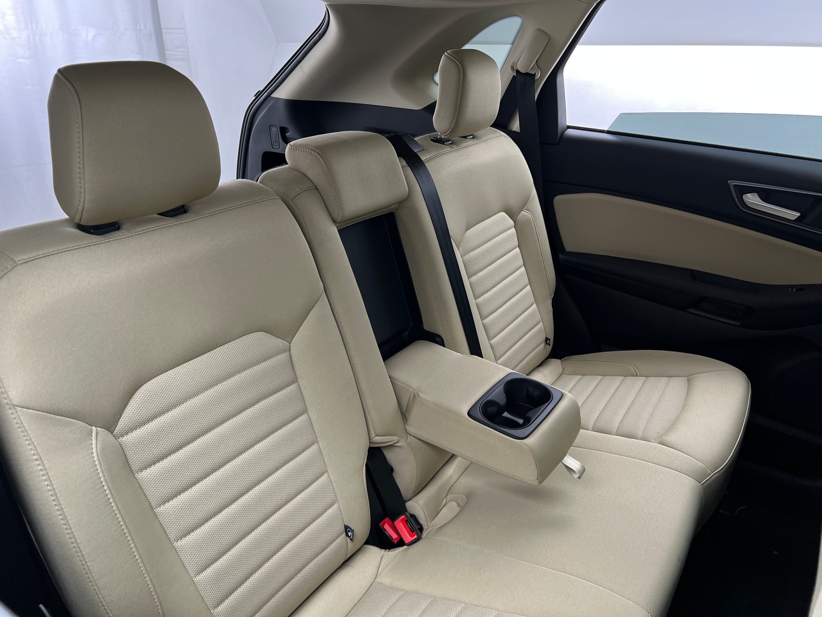 Thumbnail: 2020 Ford Edge - 6