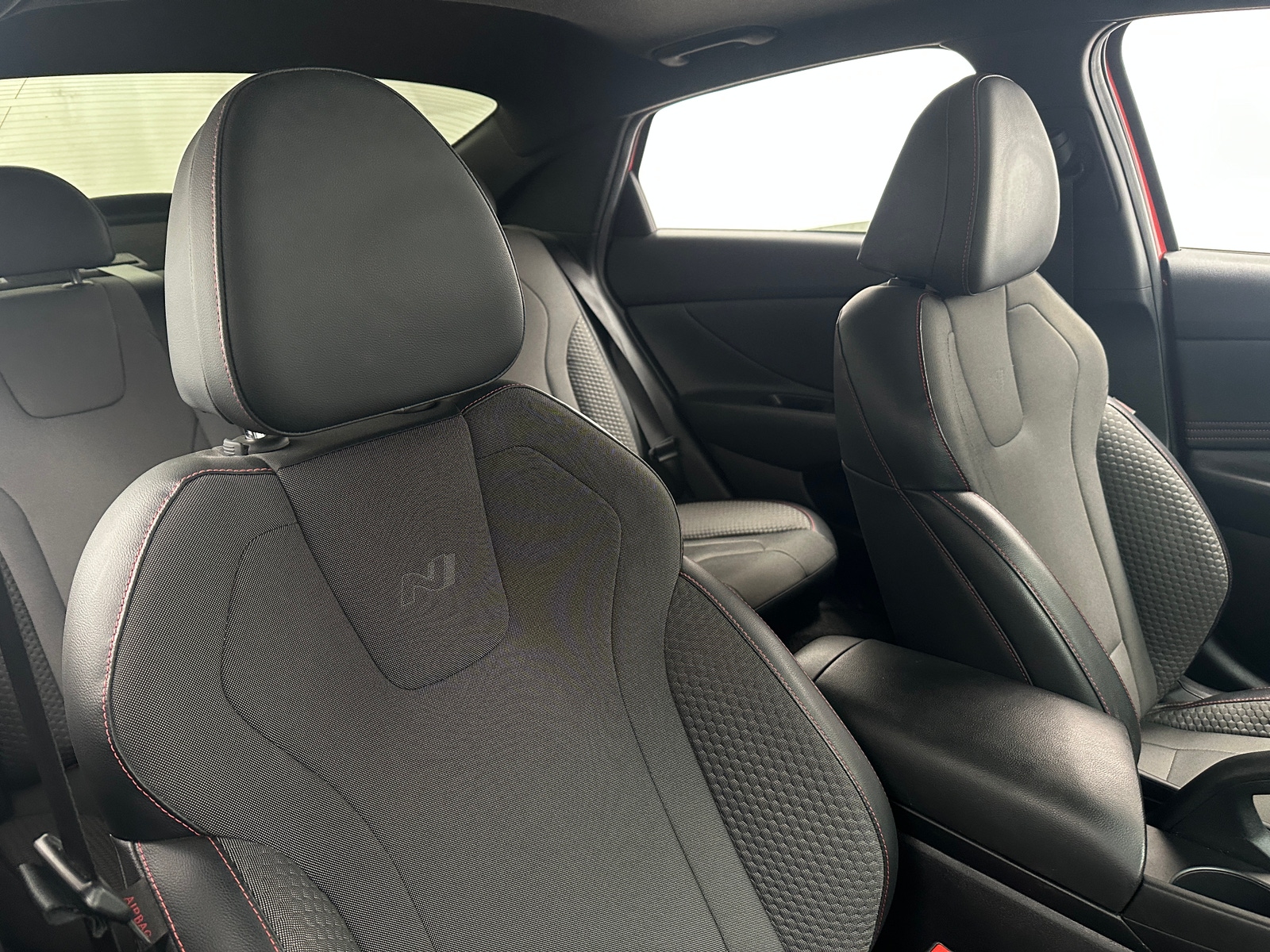 Thumbnail: 2022 Hyundai Elantra - 2