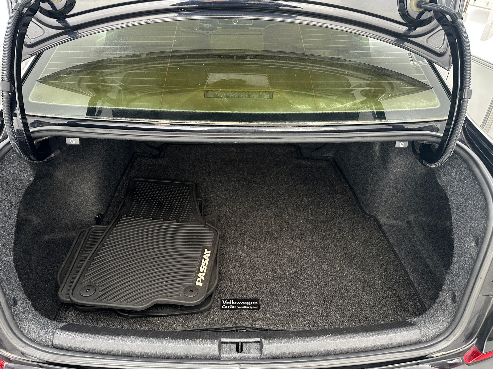 Thumbnail: 2017 Volkswagen Passat - 6