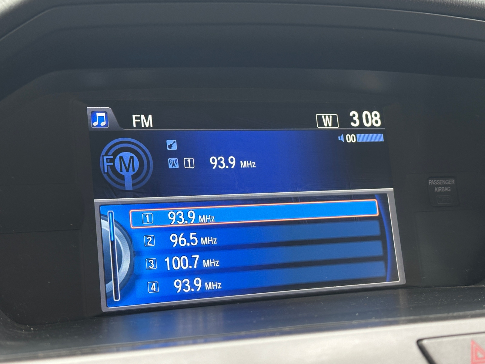 Thumbnail: 2016 Honda Odyssey - 3