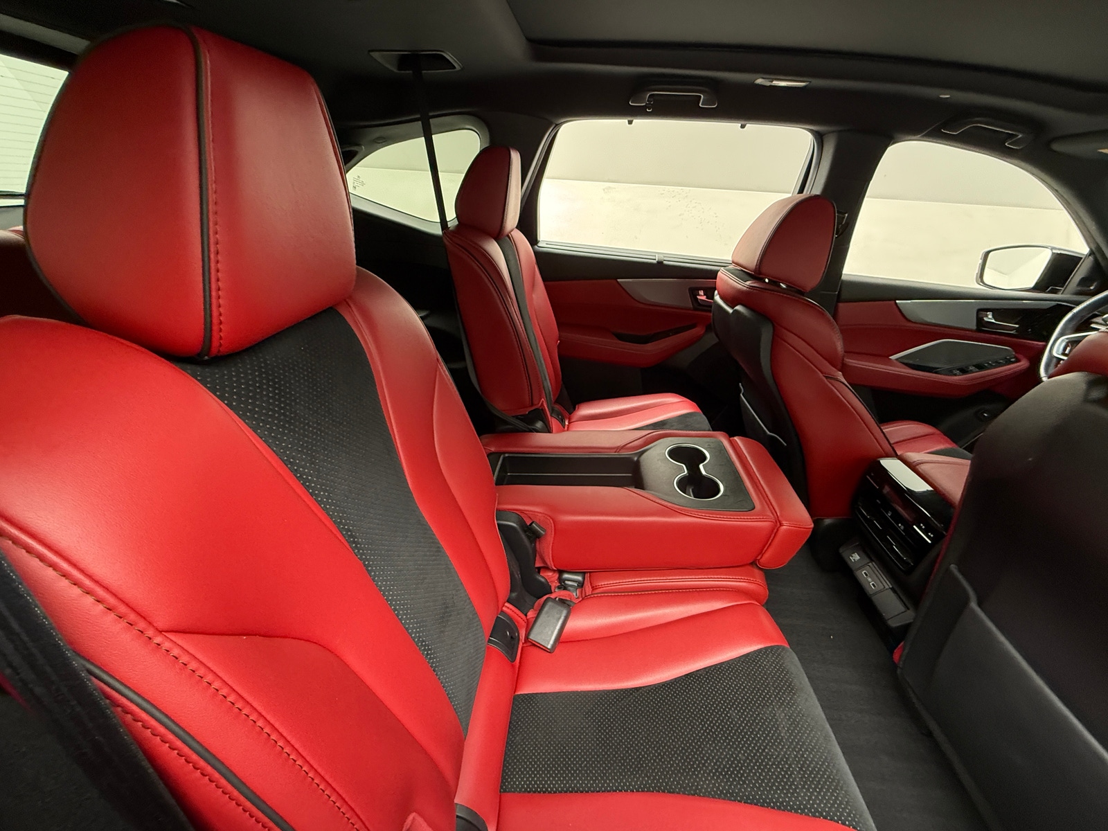 Thumbnail: 2022 Acura MDX - 5