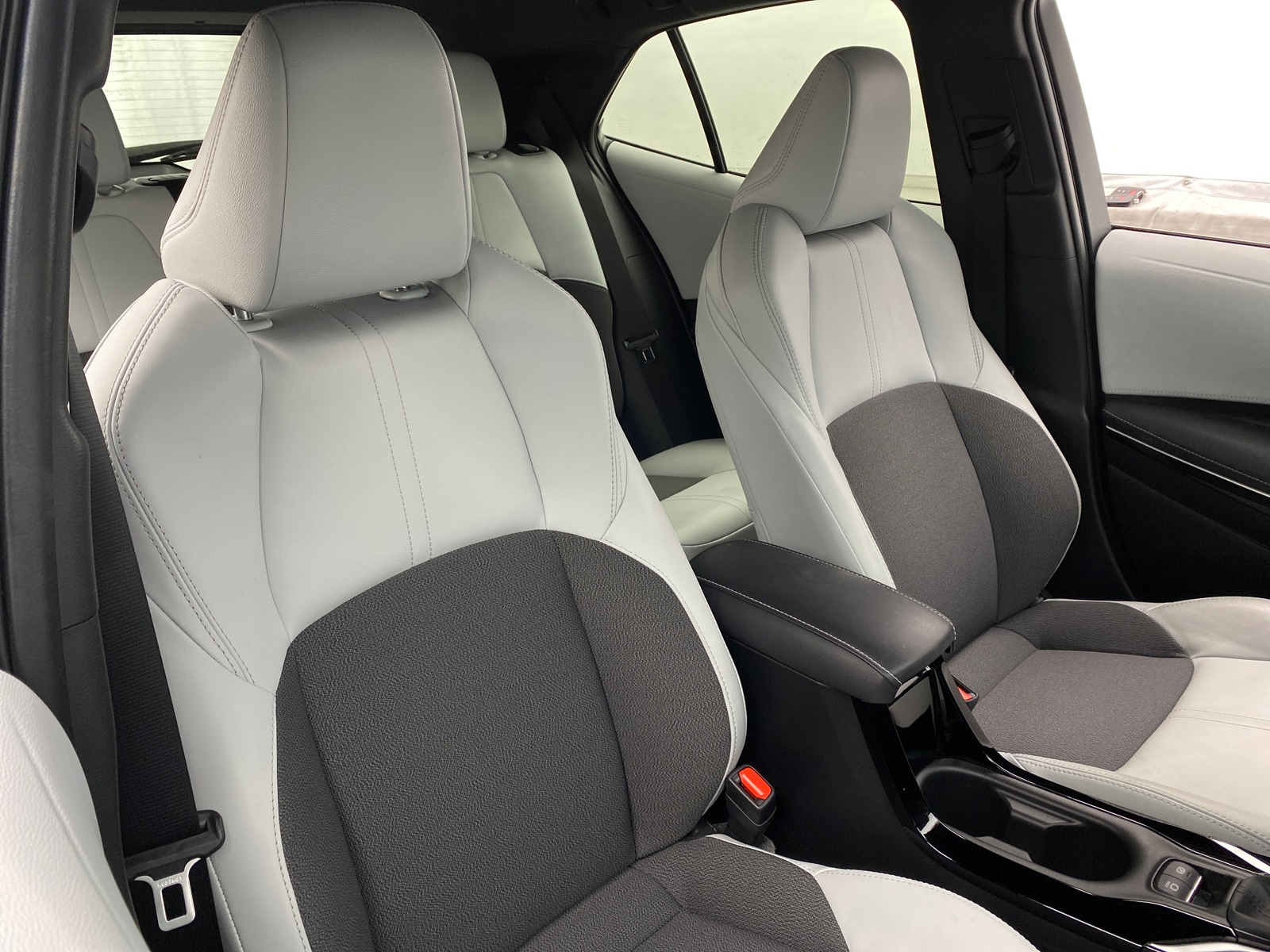 Thumbnail: 2022 Toyota Corolla - 2