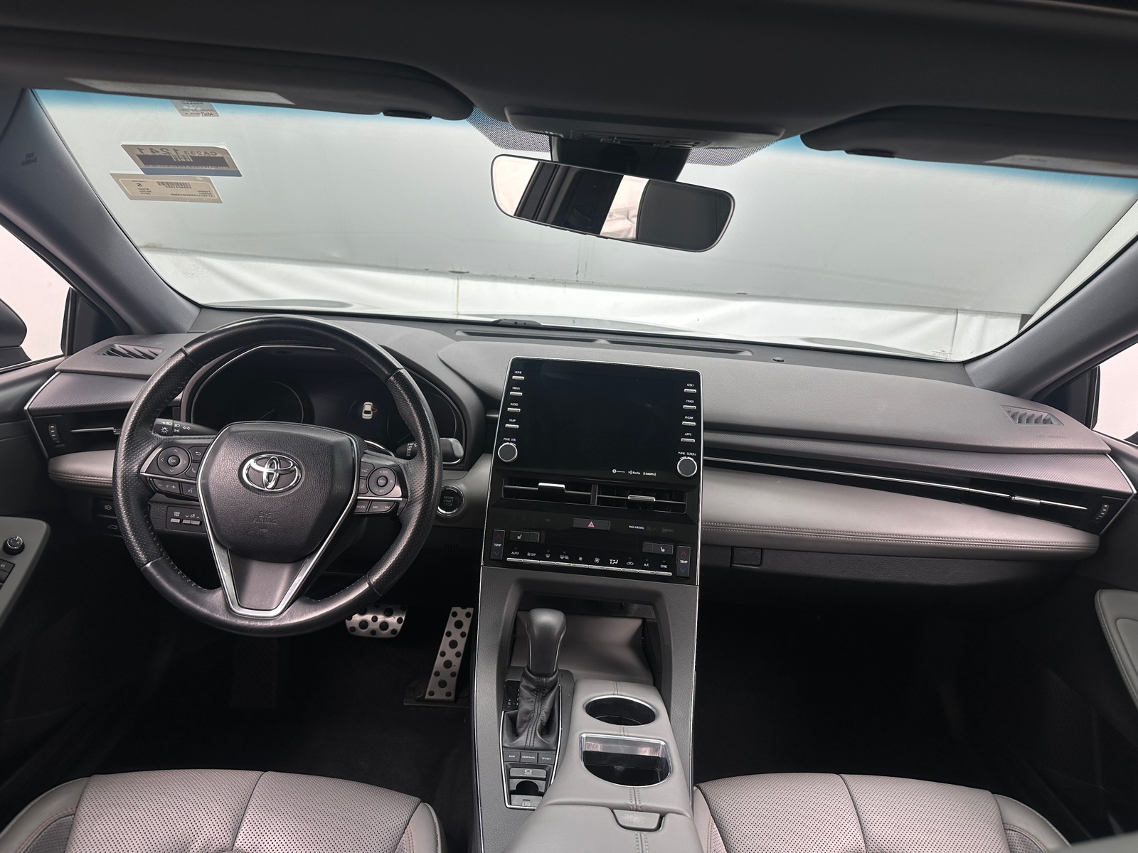 Thumbnail: 2019 Toyota Avalon - 3