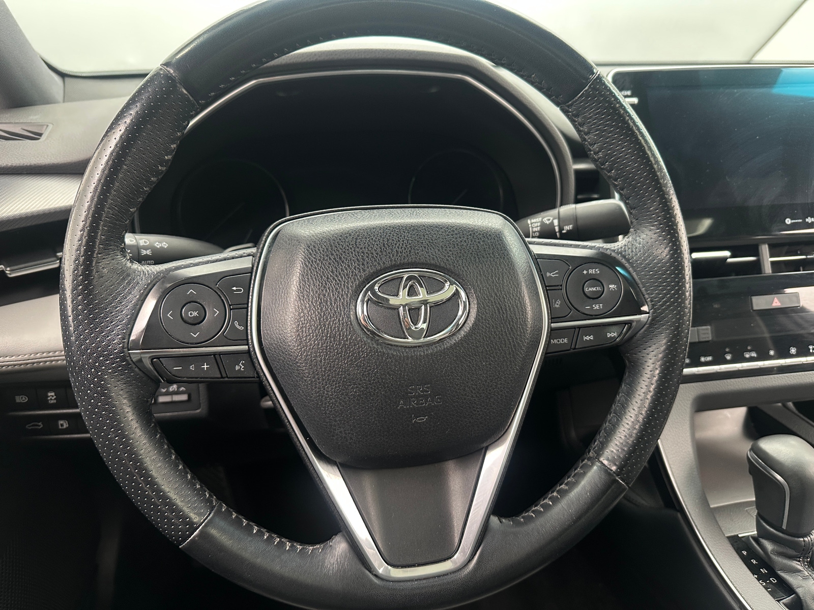 Thumbnail: 2019 Toyota Avalon - 5