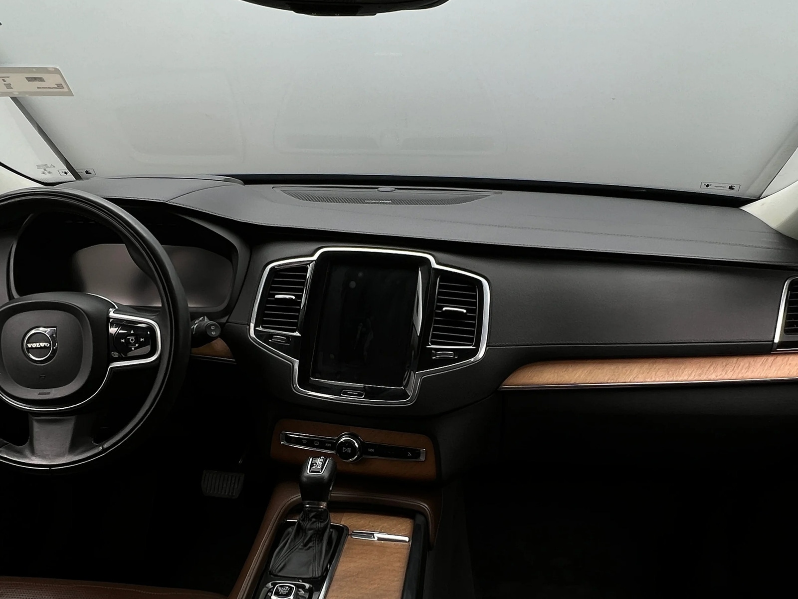 Thumbnail: 2019 Volvo XC90 - 2