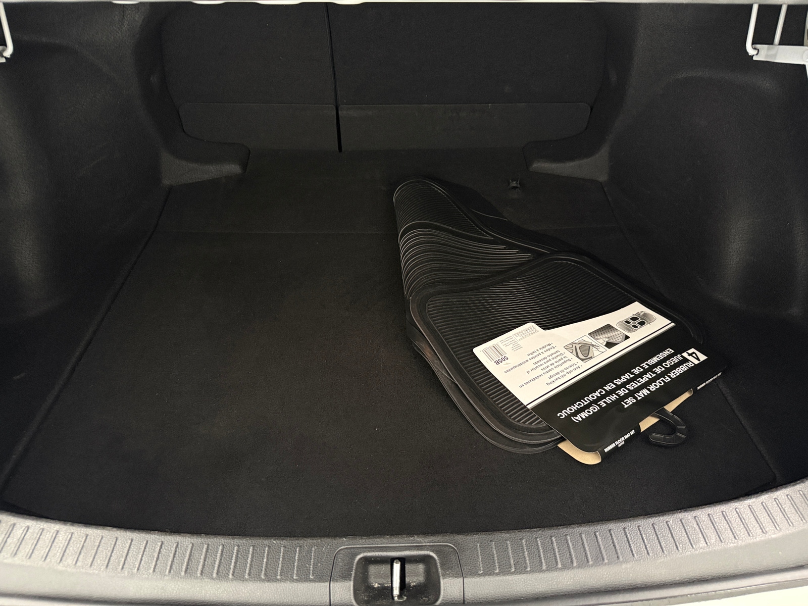 Thumbnail: 2023 Toyota Corolla - 7