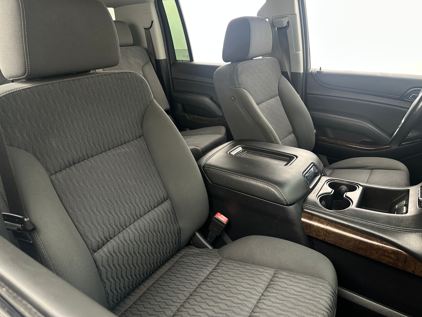 Thumbnail: 2019 Chevrolet Suburban - 2