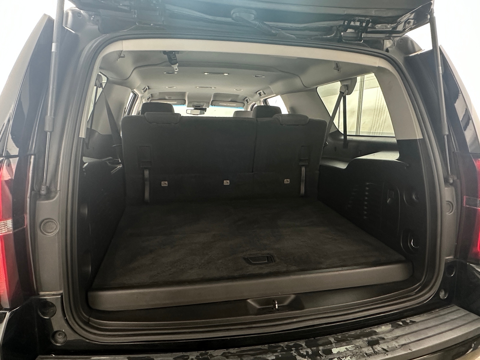 Thumbnail: 2019 Chevrolet Suburban - 7