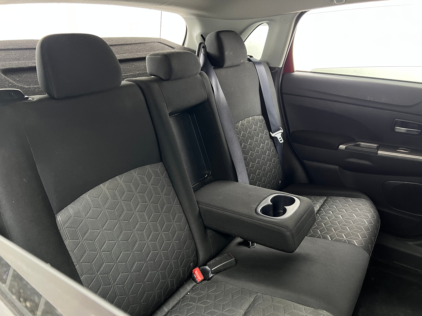 Thumbnail: 2020 Mitsubishi Outlander Sport - 6