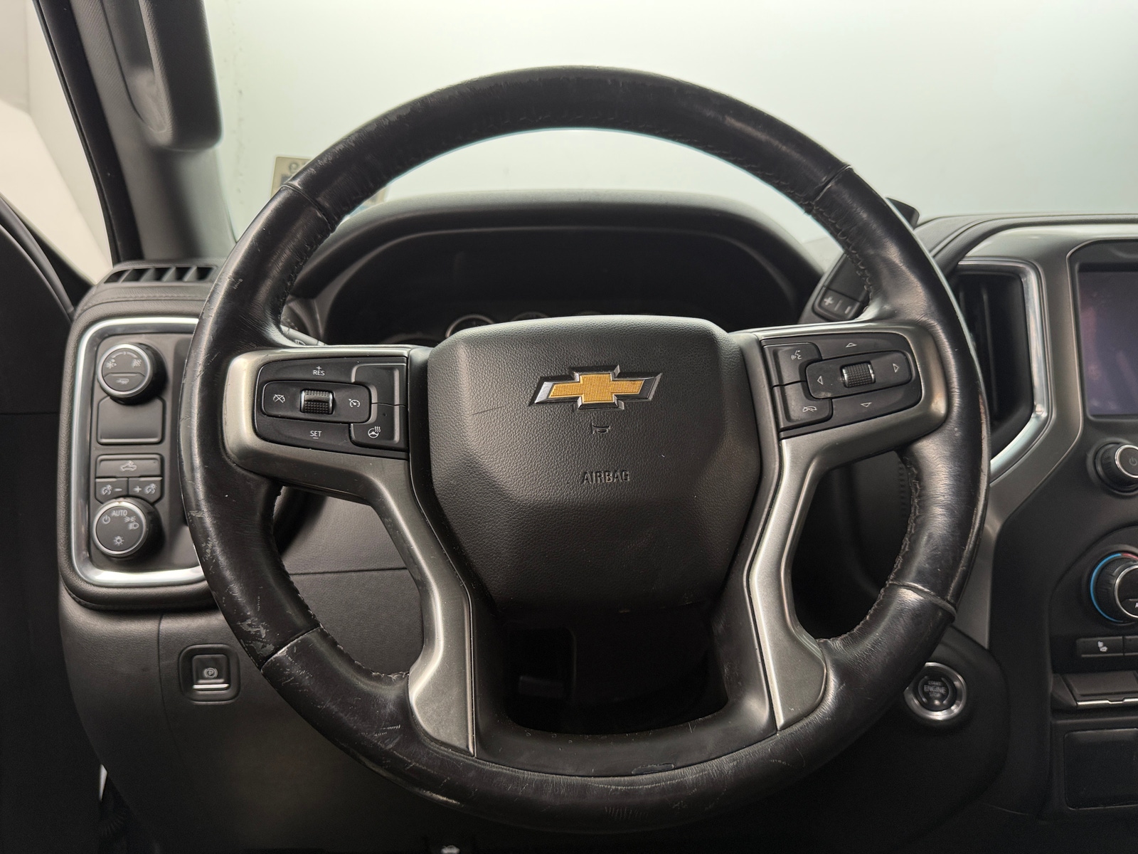 Thumbnail: 2019 Chevrolet Silverado 1500 - 5