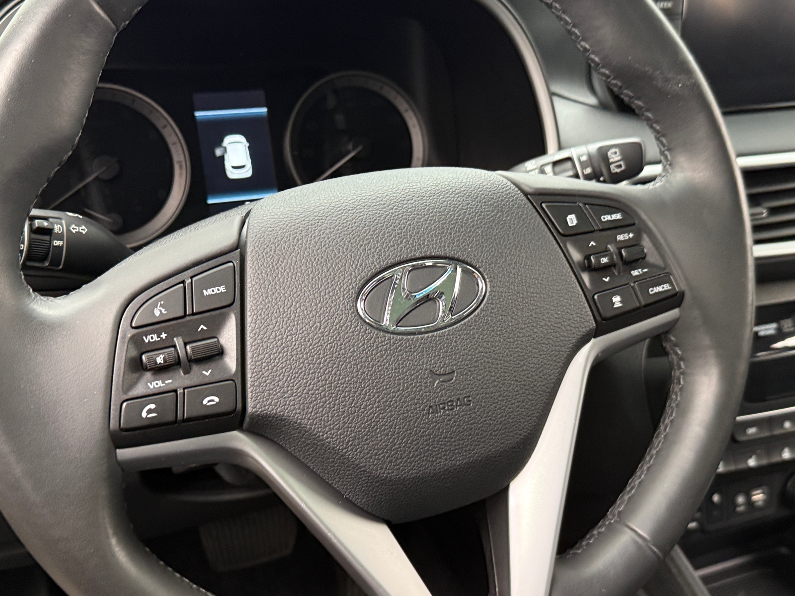 Thumbnail: 2020 Hyundai Tucson - 4