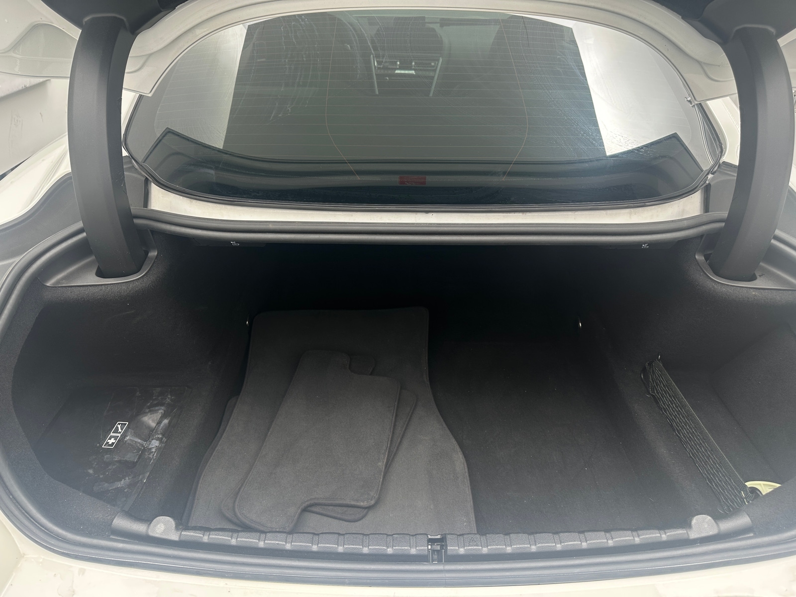 Thumbnail: 2019 BMW 8 Series - 4