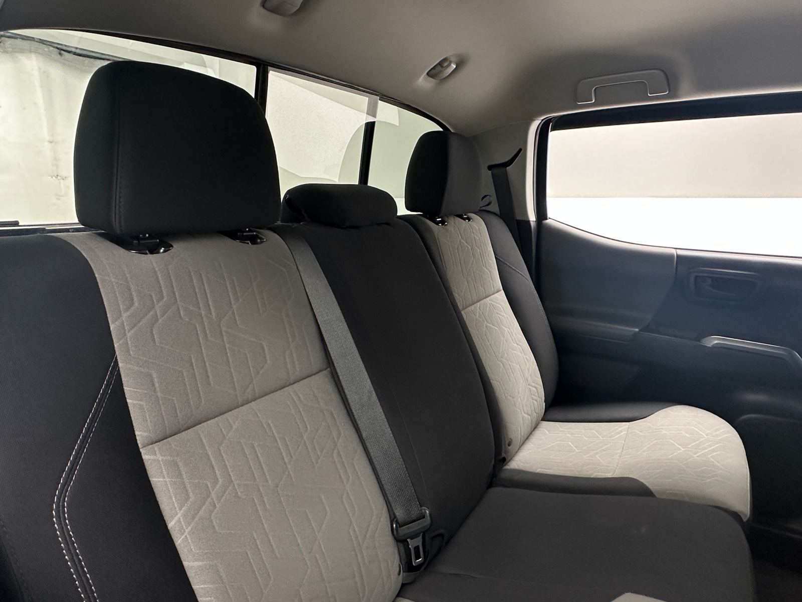 Thumbnail: 2021 Toyota Tacoma - 6