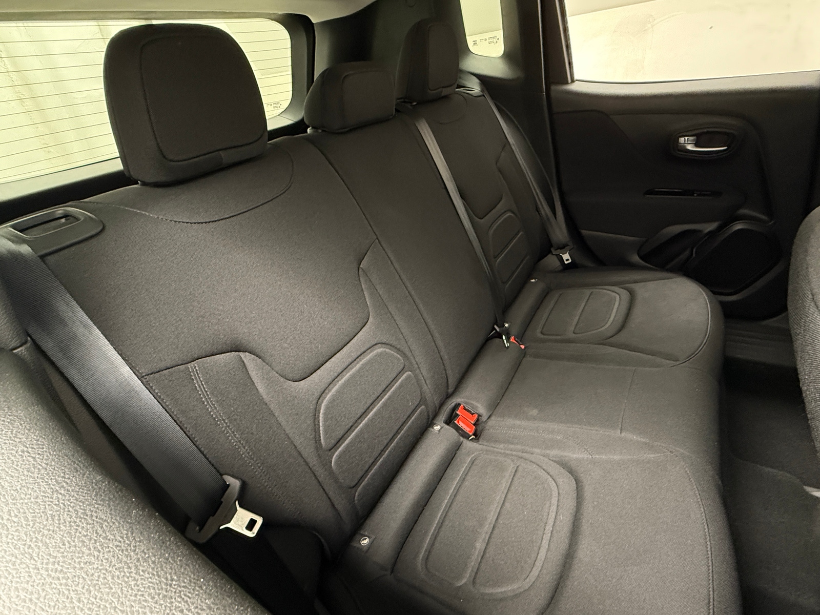 Thumbnail: 2020 Jeep Renegade - 6