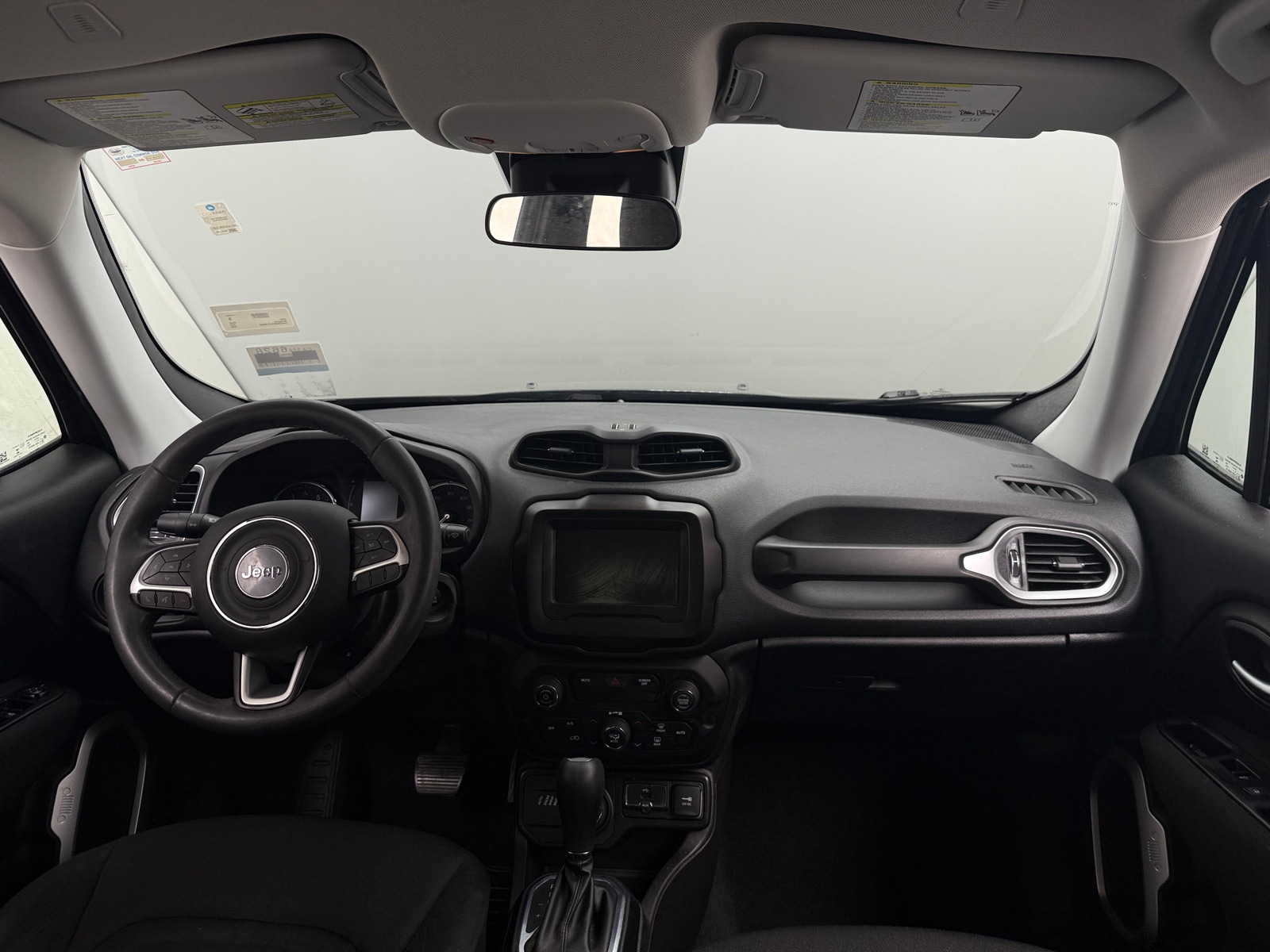 Thumbnail: 2020 Jeep Renegade - 3