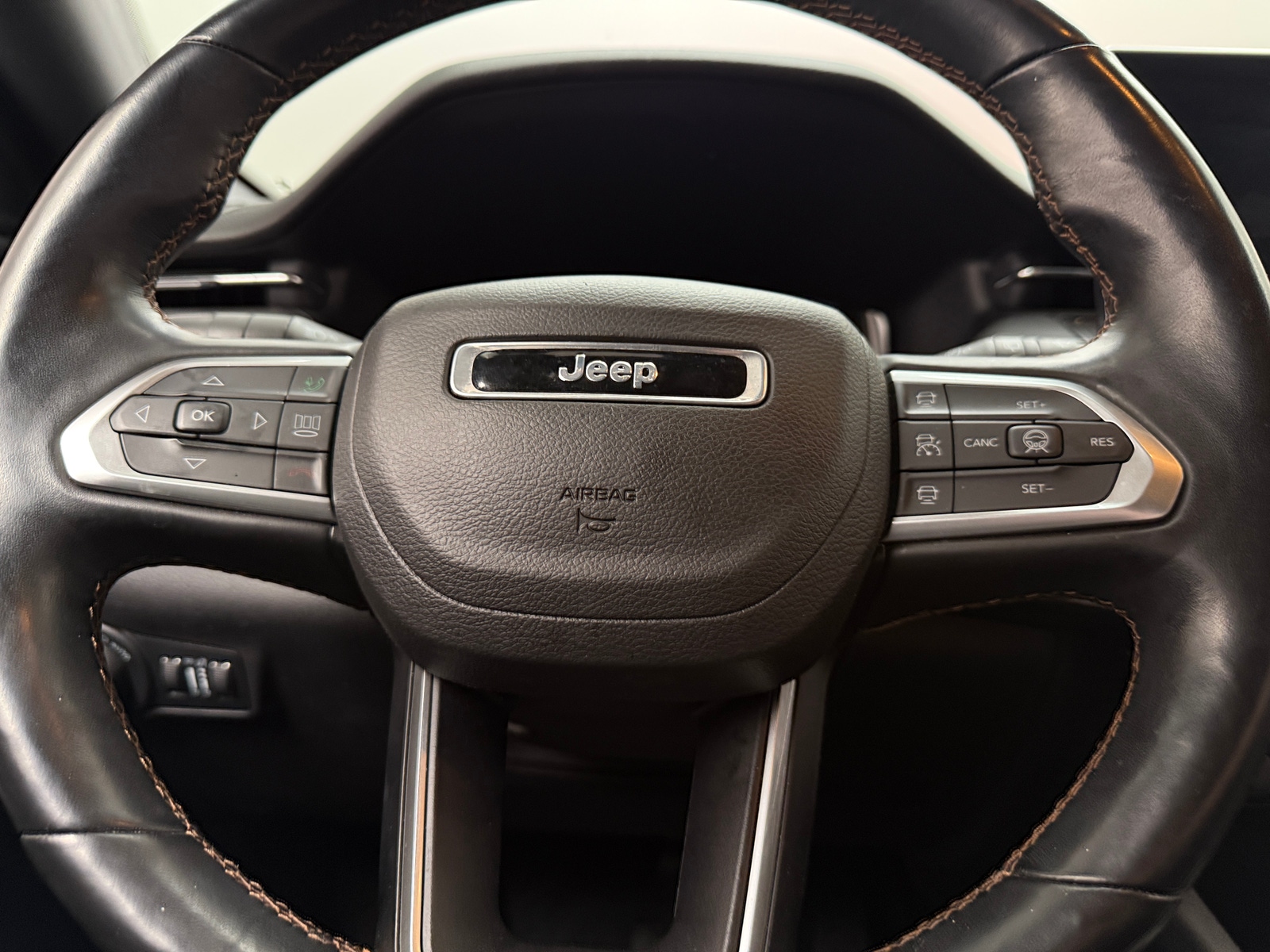 Thumbnail: 2022 Jeep Compass - 4