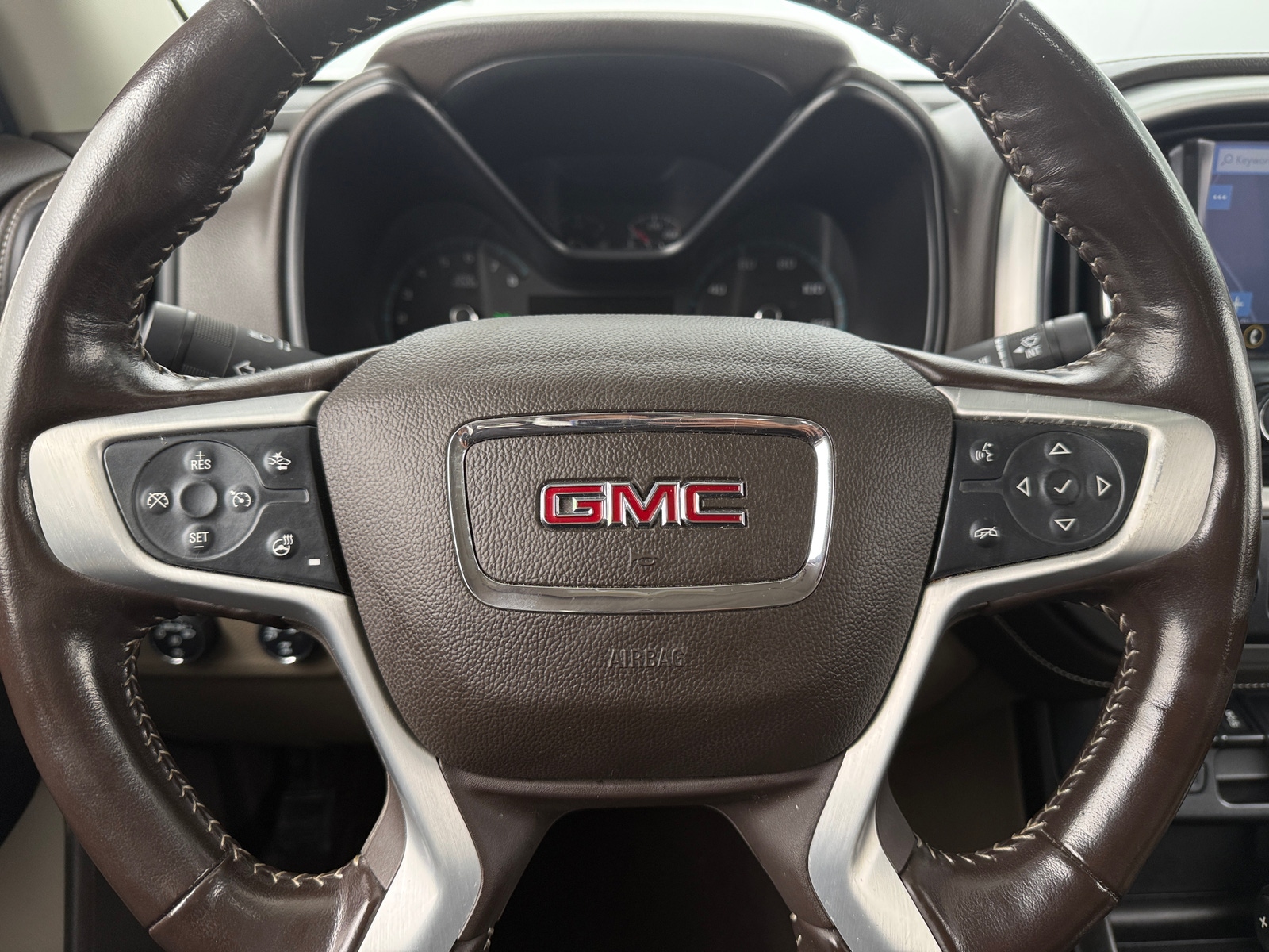 Thumbnail: 2019 GMC Canyon - 4