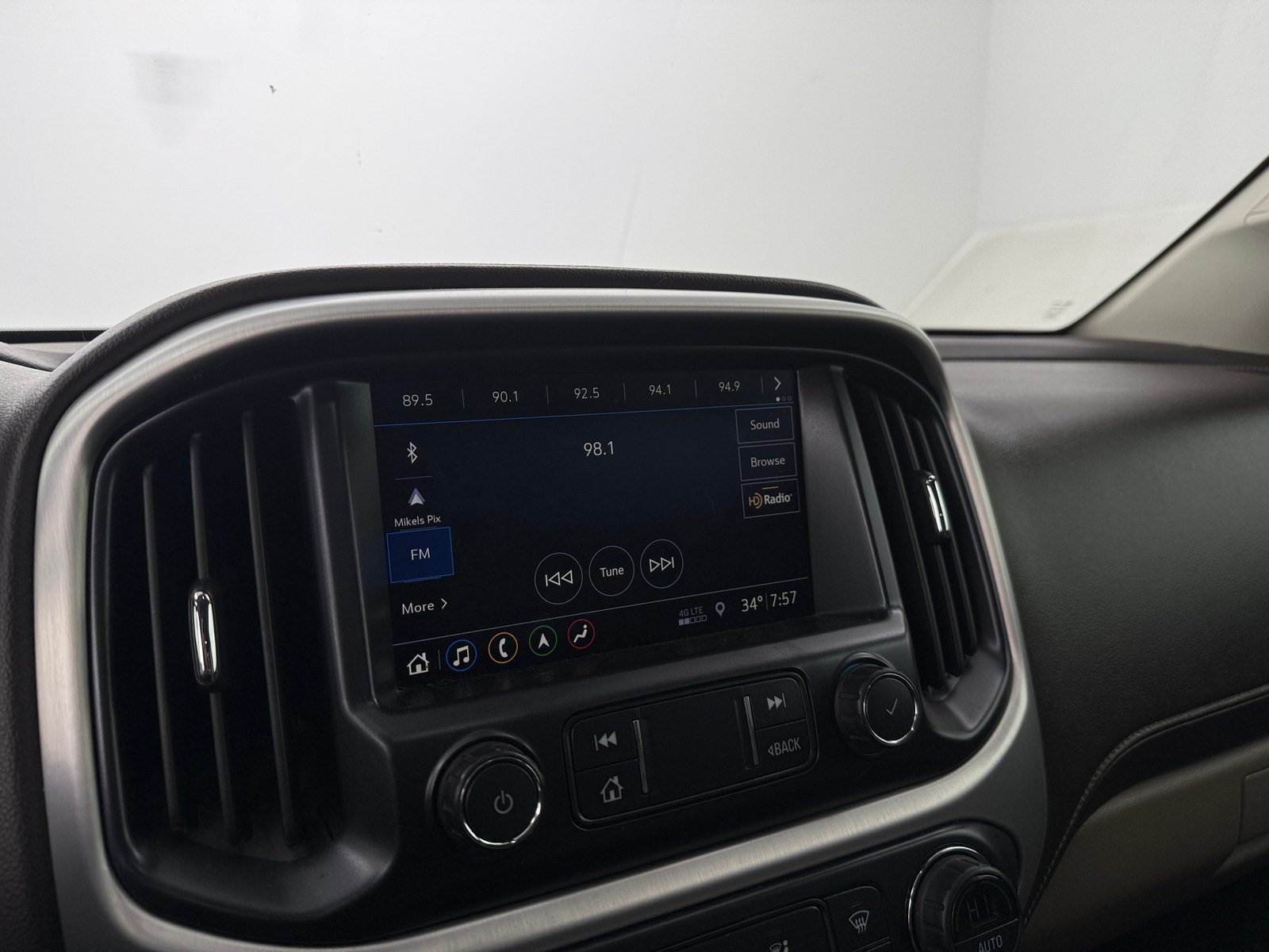 Thumbnail: 2019 GMC Canyon - 3