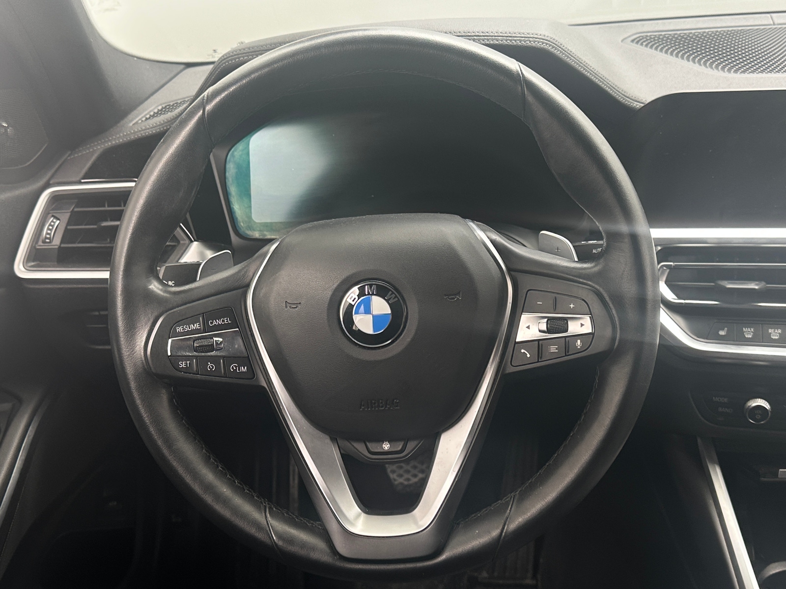 Thumbnail: 2019 BMW 3 Series - 4