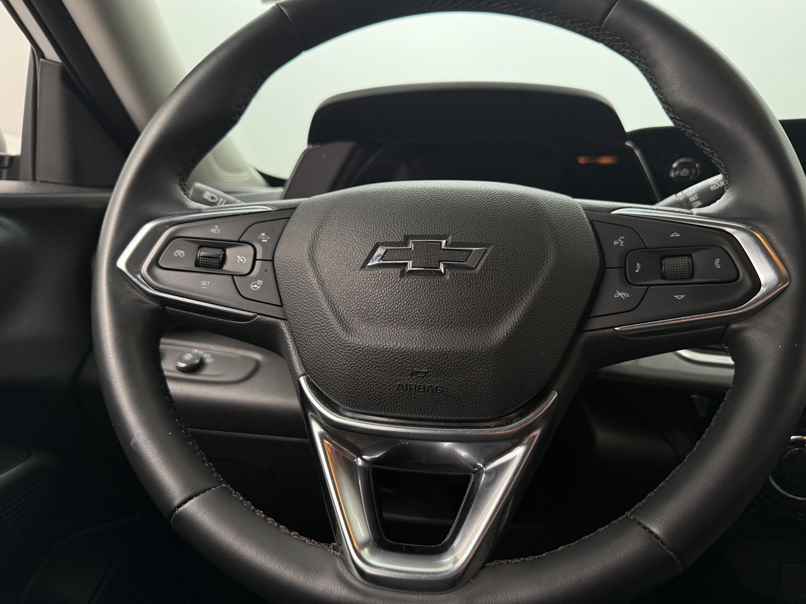 Thumbnail: 2024 Chevrolet Trax - 4