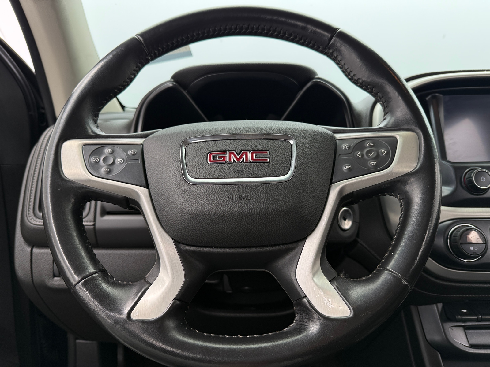 Thumbnail: 2016 GMC Canyon - 5