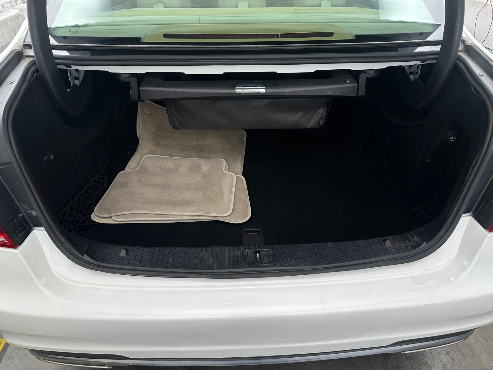 Thumbnail: 2014 Mercedes-Benz E-Class - 6