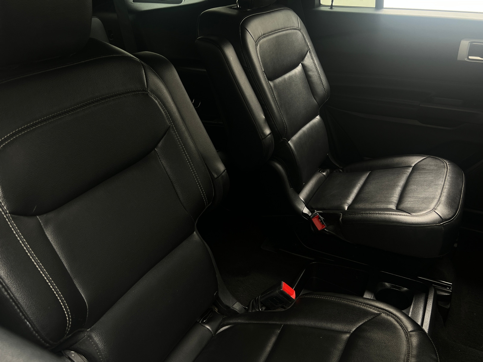 Thumbnail: 2020 Ford Explorer - 6