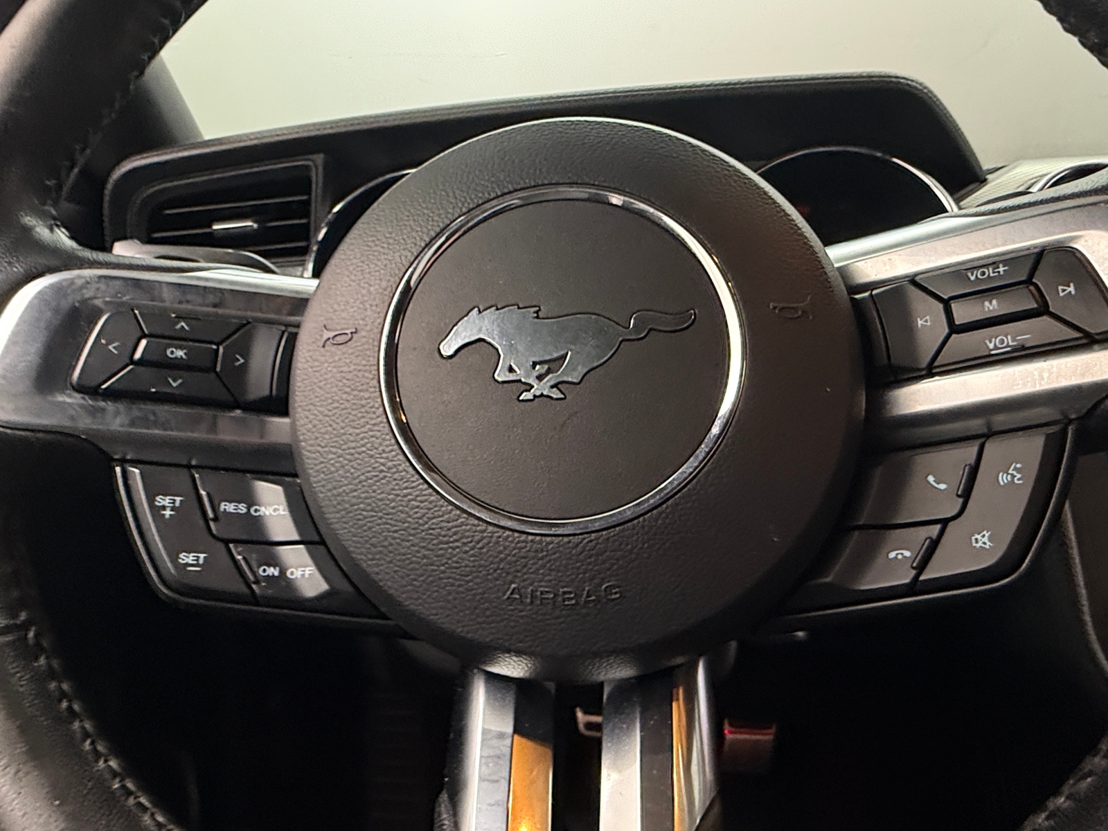 Thumbnail: 2017 Ford Mustang - 3