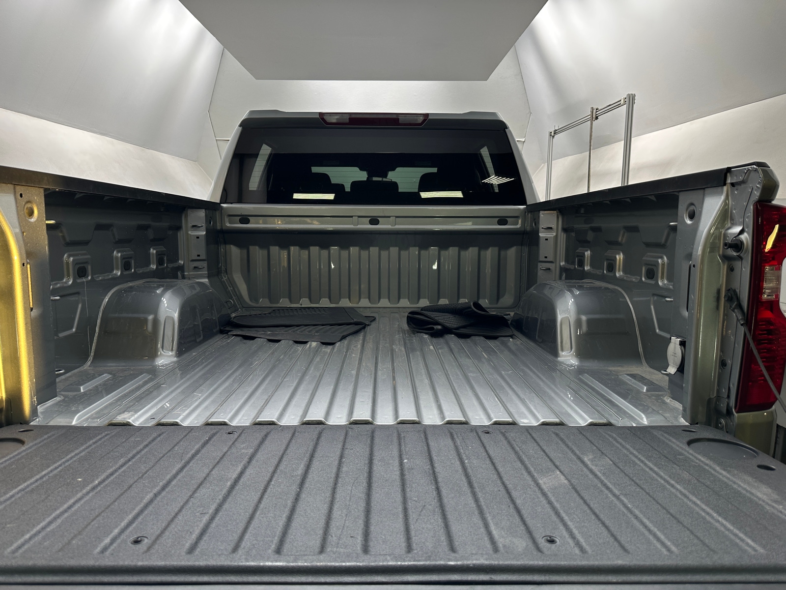 Thumbnail: 2024 Chevrolet Silverado 1500 - 7