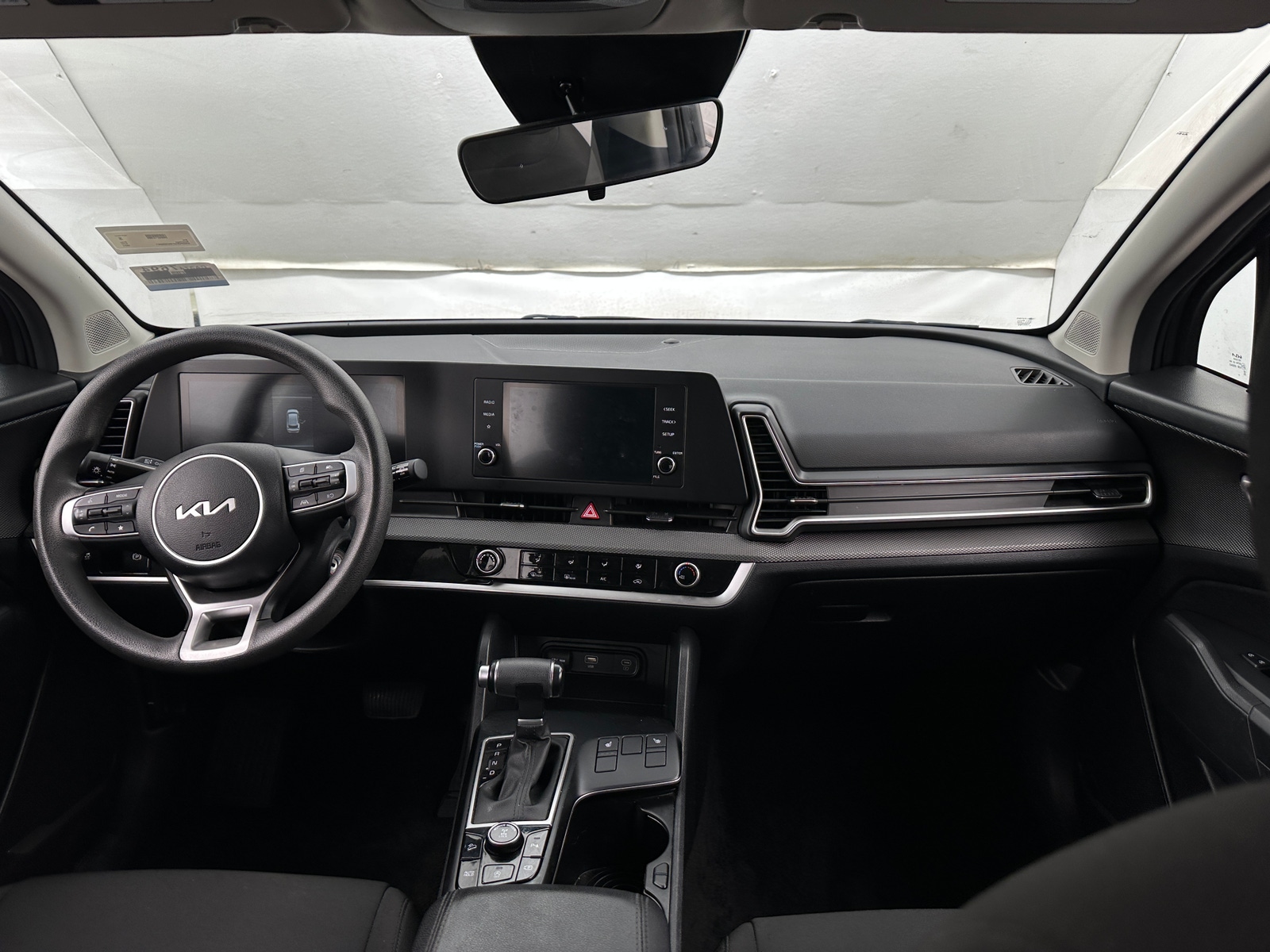 Thumbnail: 2024 Kia Sportage - 3