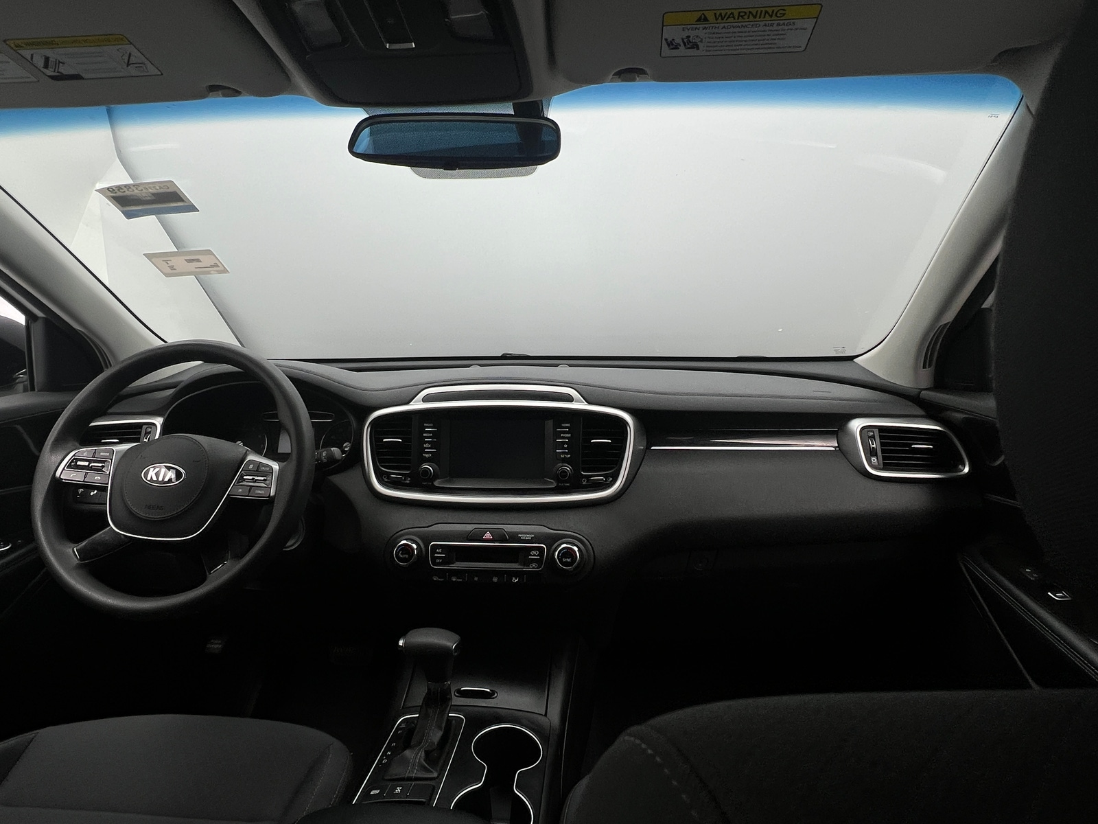 Thumbnail: 2019 Kia Sorento - 3