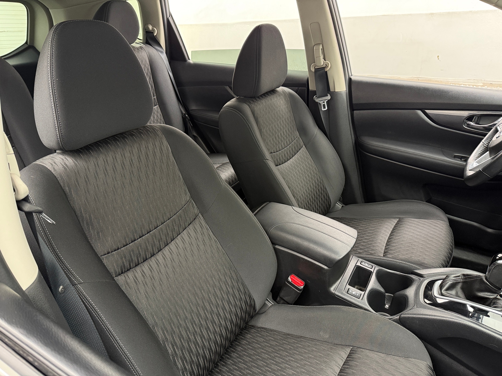 Thumbnail: 2018 Nissan Rogue - 2