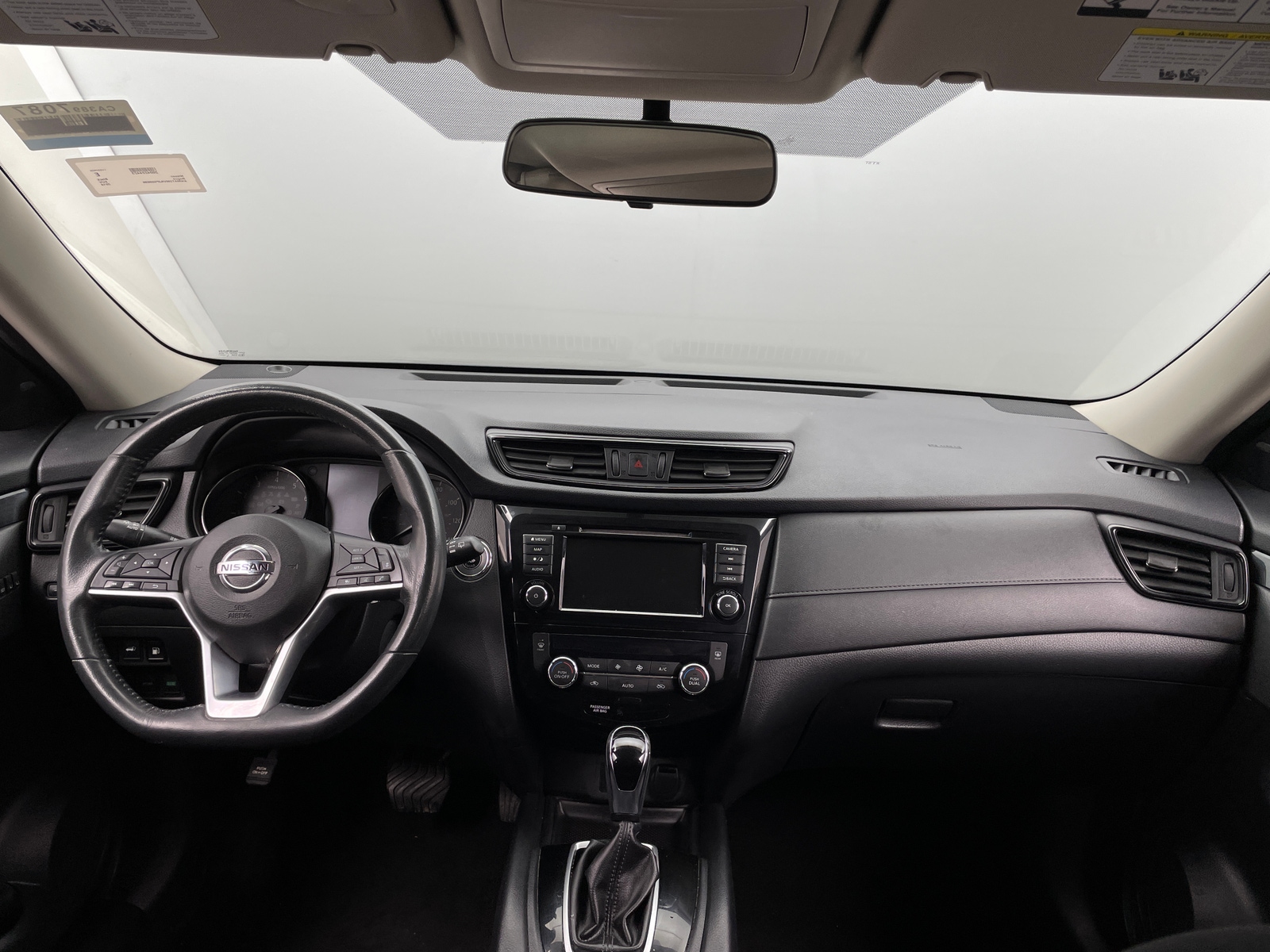 Thumbnail: 2018 Nissan Rogue - 3