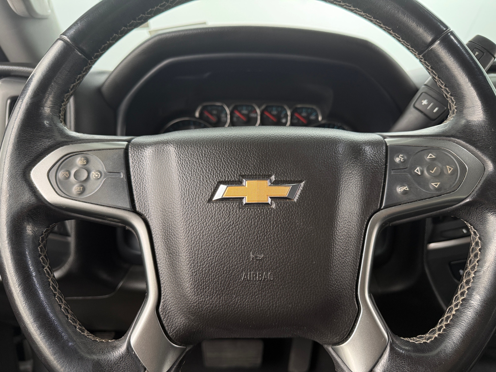 Thumbnail: 2018 Chevrolet Silverado 1500 - 4