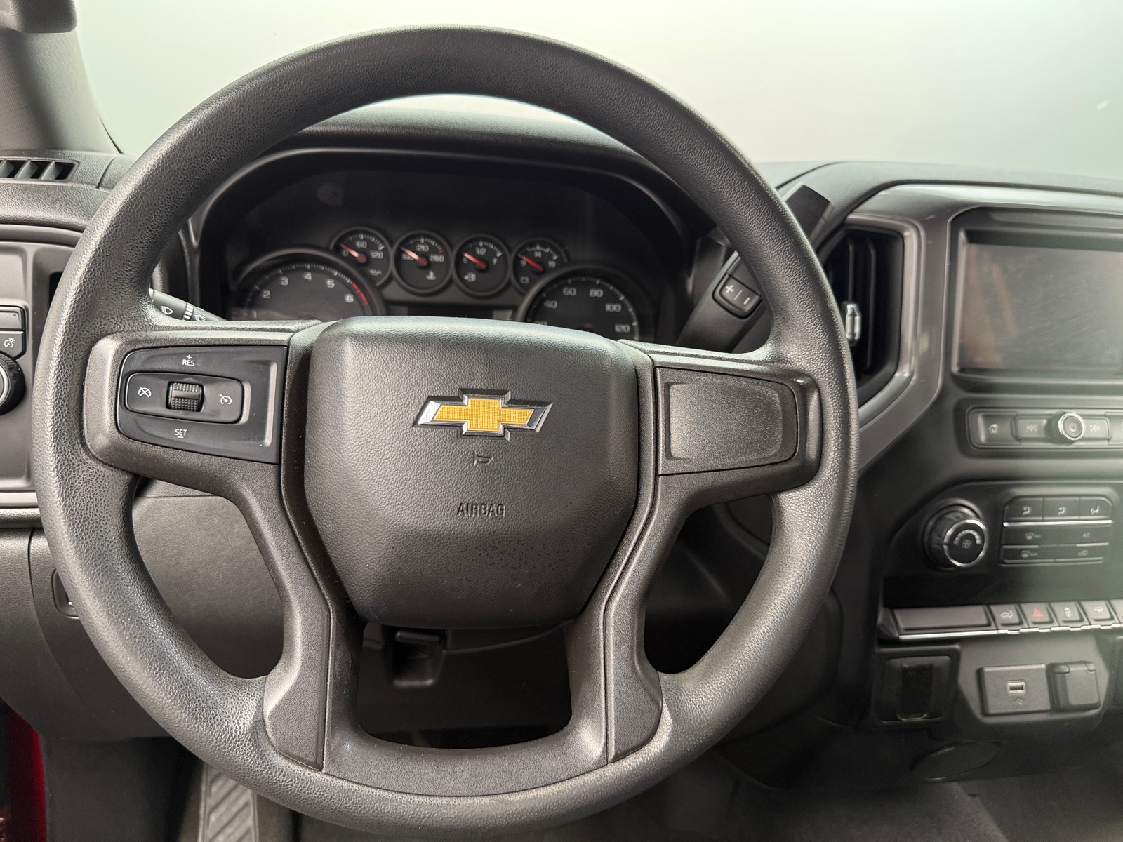 Thumbnail: 2020 Chevrolet Silverado 1500 - 5