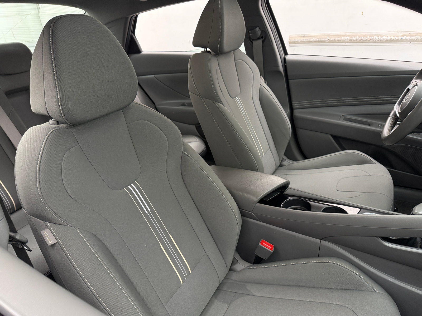 Thumbnail: 2025 Hyundai Elantra - 2