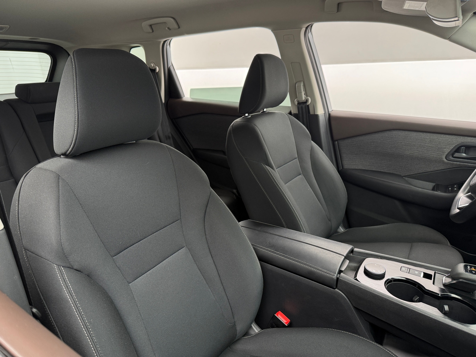 Thumbnail: 2023 Nissan Rogue - 2