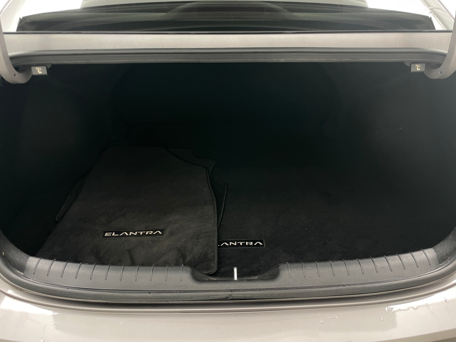 Thumbnail: 2023 Hyundai Elantra - 7