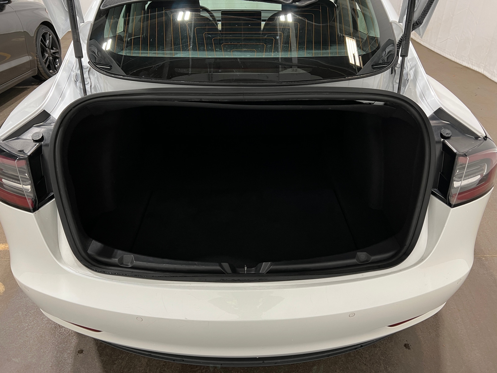 Thumbnail: 2020 Tesla Model 3 - 6