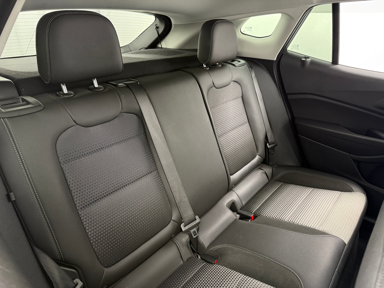 Thumbnail: 2024 Chevrolet Trax - 6