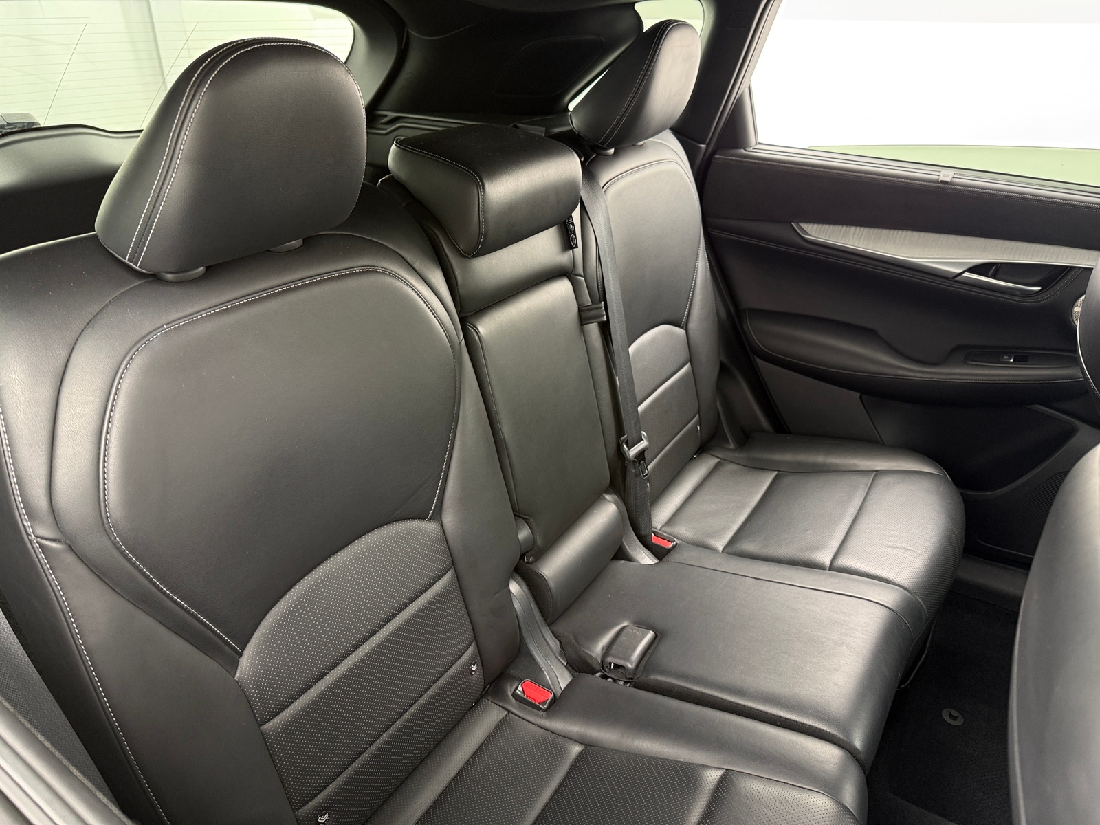 Thumbnail: 2019 INFINITI QX50 - 5